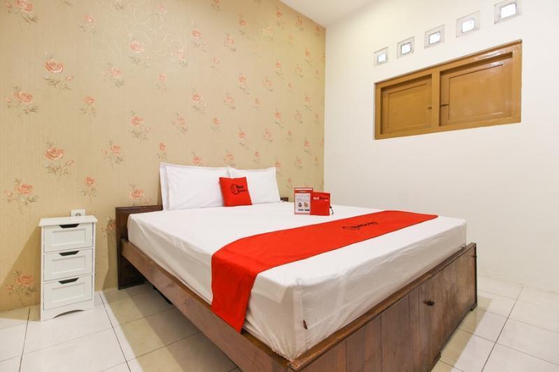 Reddoorz Near Rs Sarjito Yogyakarta Hotel Exterior photo
